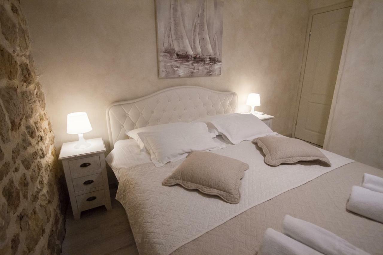 Arheo Apartment